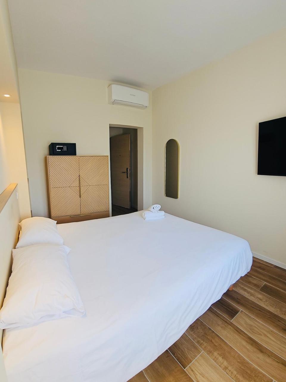 Adonis Sanary Grand Hotel Des Bains Ngoại thất bức ảnh